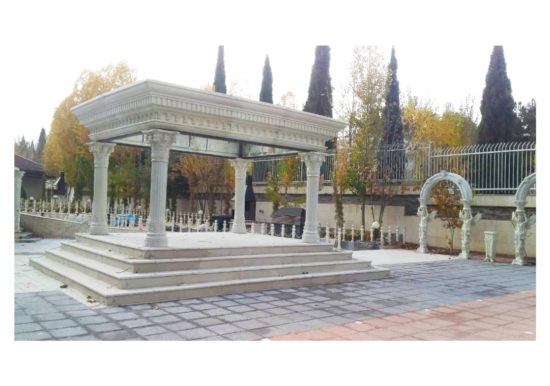 Sütunlu Açık Hava Tören Platformu