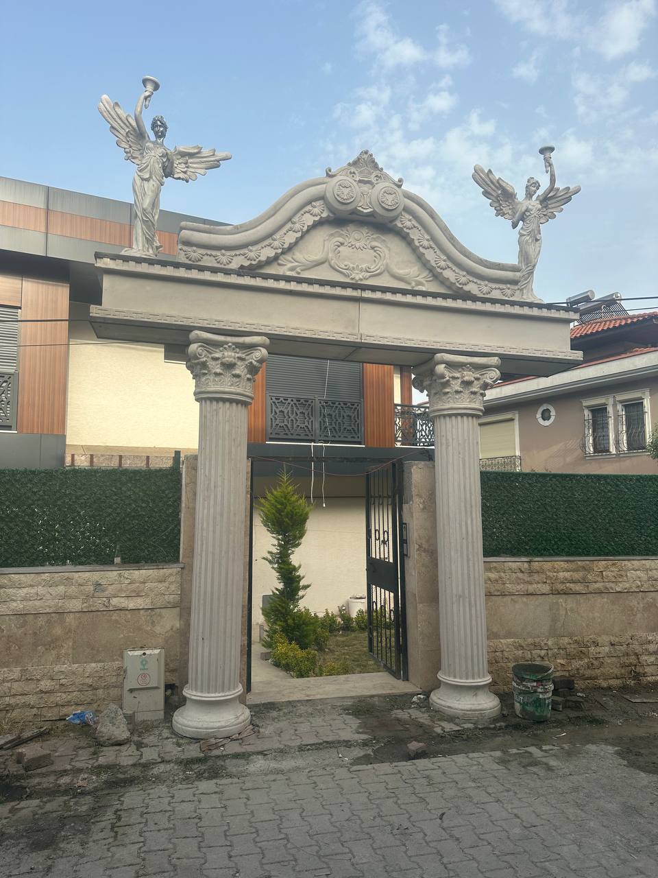 Victoria Serisi Dekoratif Giriş Kapısı