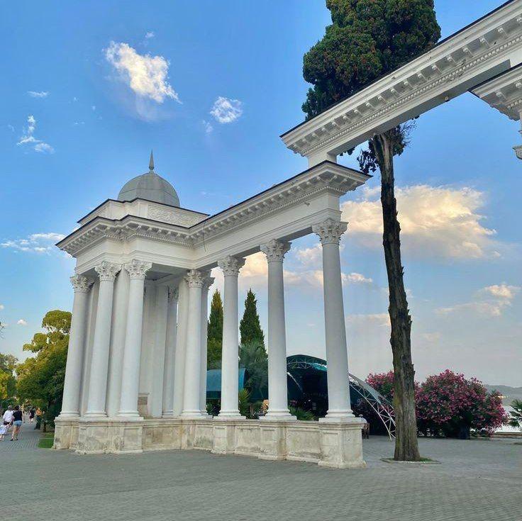  Neo-Klasik Açık Hava Pavyonu